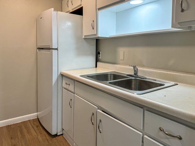 2101 6th Avenue N 3, Texas City, TX 77590