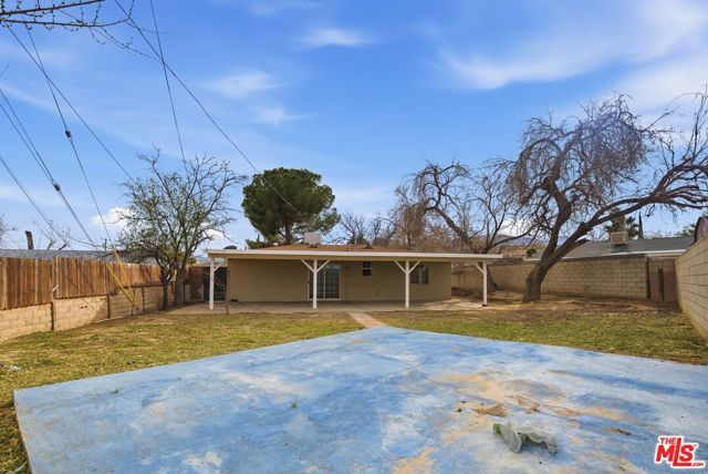 321 E Avenue R11, Palmdale, CA 93550