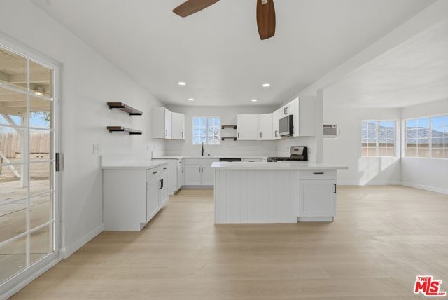 321 E Avenue R11, Palmdale, CA 93550