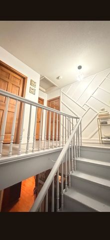 111 Maple St, Gardner, MA 01440