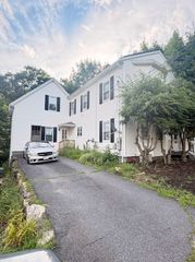 111 Maple St, Gardner, MA 01440