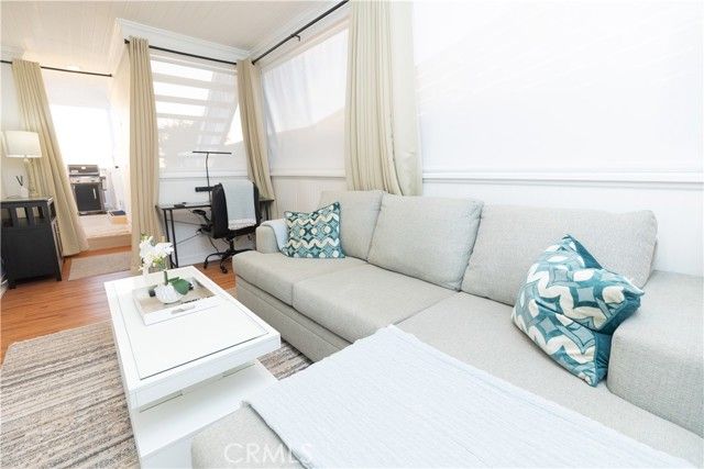 464 Bent Street B, Laguna Beach, CA 92651