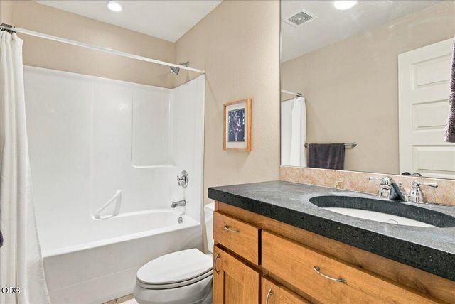 3750 SW Crest Court, Redmond, OR 97756