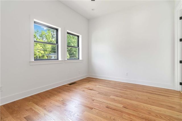 1554 Columbia Circle, Decatur, GA 30032