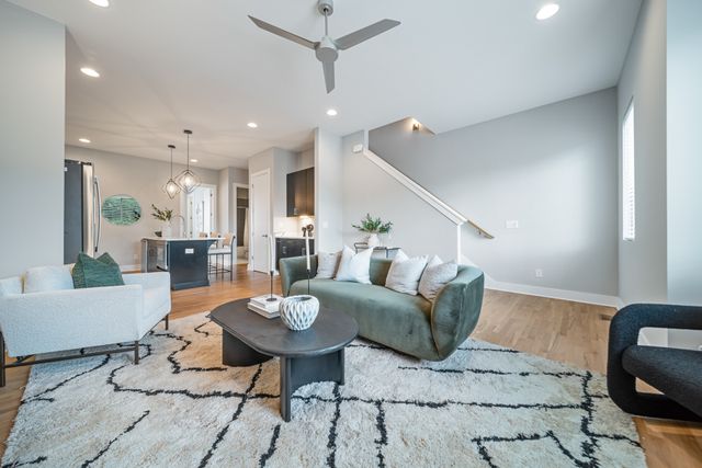 504 W Trinity Ln, Nashville, TN 37207