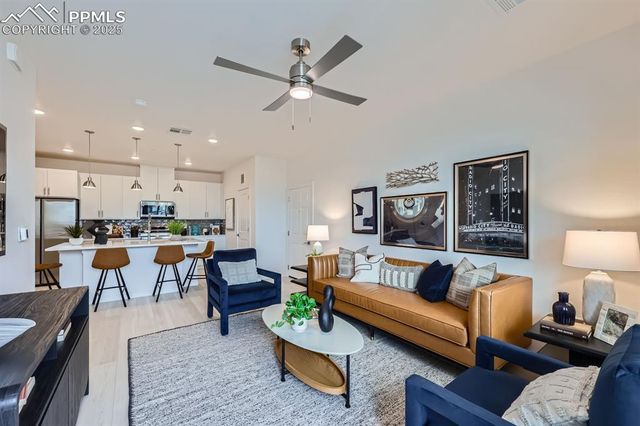 2232 Arikaree Heights 207, Colorado Springs, CO 80908