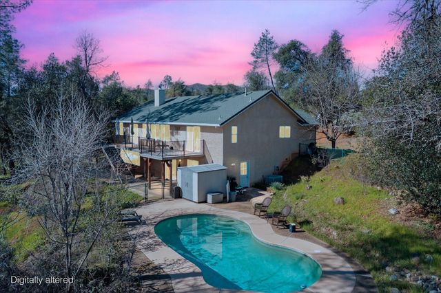 10067 Tilton Mine Road, Redding, CA 96001