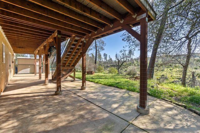 10067 Tilton Mine Road, Redding, CA 96001