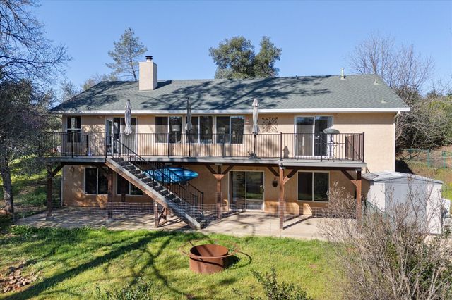 10067 Tilton Mine Road, Redding, CA 96001