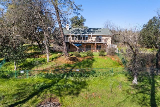 10067 Tilton Mine Road, Redding, CA 96001