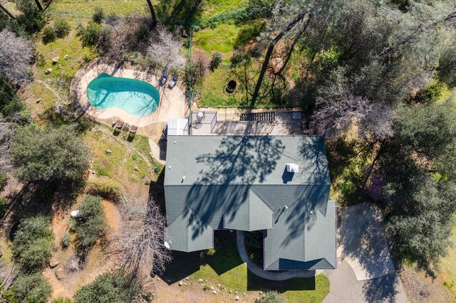 10067 Tilton Mine Road, Redding, CA 96001