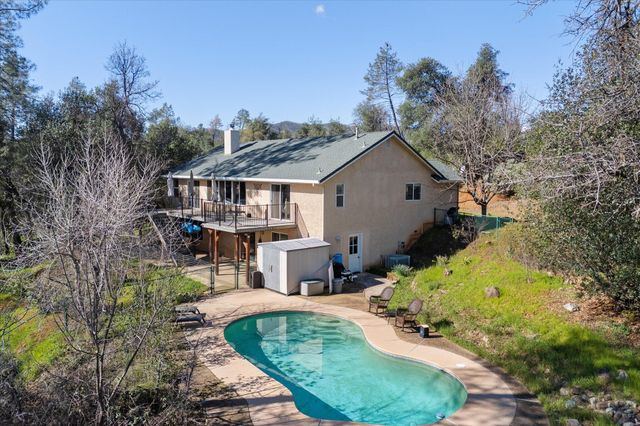 10067 Tilton Mine Road, Redding, CA 96001