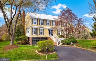 9849 SOUTH PARK CIR, Fairfax Station, VA 22039