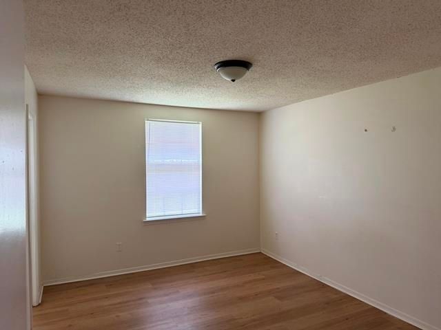 3884 KERSTON DR, Memphis, TN 38128