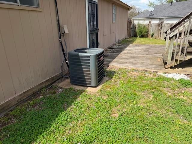 3884 KERSTON DR, Memphis, TN 38128