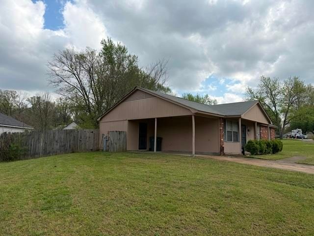 3884 KERSTON DR, Memphis, TN 38128