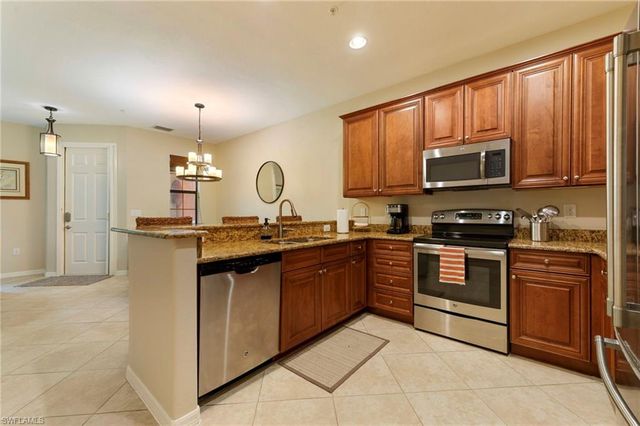 9066 Albion LN N 5106, Naples, FL 34113