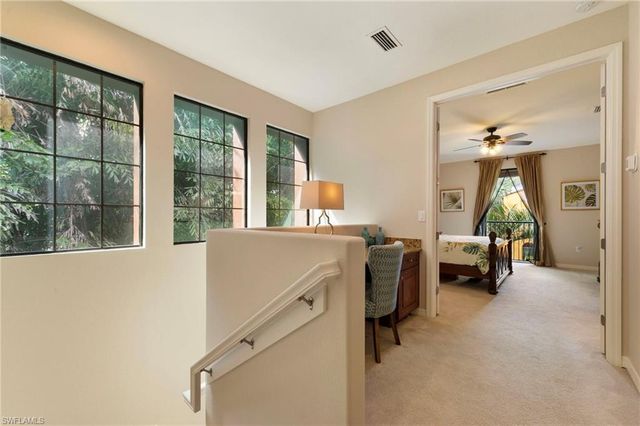 9066 Albion LN N 5106, Naples, FL 34113