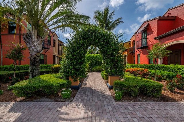 9066 Albion LN N 5106, Naples, FL 34113
