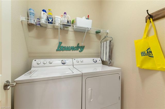 9066 Albion LN N 5106, Naples, FL 34113