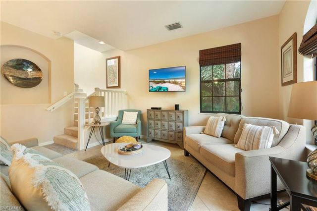 9066 Albion LN N 5106, Naples, FL 34113