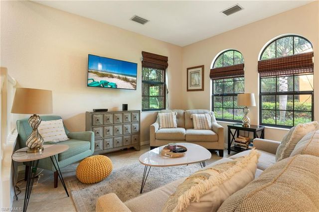 9066 Albion LN N 5106, Naples, FL 34113