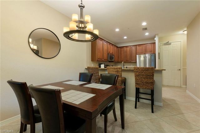9066 Albion LN N 5106, Naples, FL 34113
