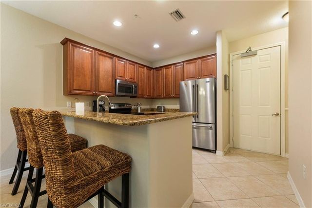 9066 Albion LN N 5106, Naples, FL 34113
