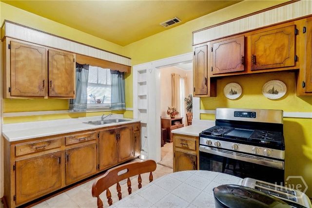 1317 E 39th Street, Savannah, GA 31404