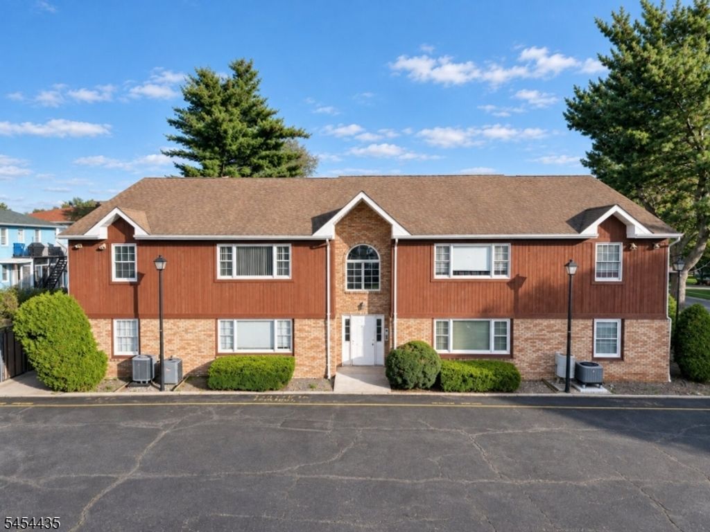112 Sherwood Ave 7, Paterson City, NJ 07502 — exterior