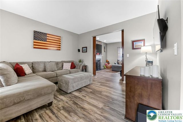 9580 Sleepy Hollow Lane, Upper Macungie Twp, PA 18031