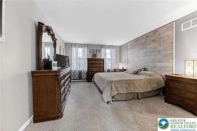 9580 Sleepy Hollow Lane, Upper Macungie Twp, PA 18031