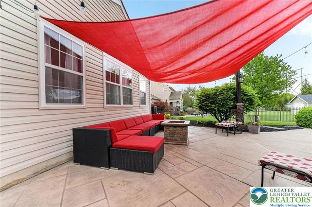 9580 Sleepy Hollow Lane, Upper Macungie Twp, PA 18031