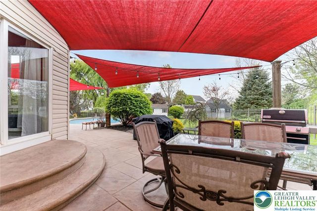 9580 Sleepy Hollow Lane, Upper Macungie Twp, PA 18031