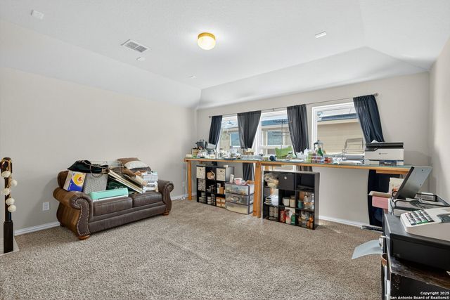 8818 Falcon Park, Converse, TX 78109