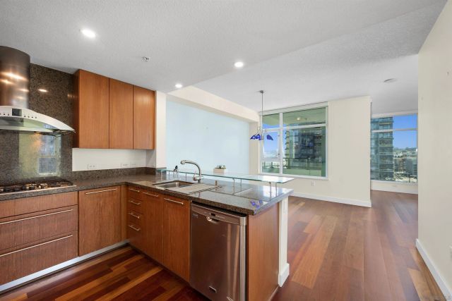 1205 Pacific Highway 1203, San Diego, CA 92101