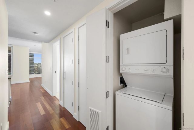 1205 Pacific Highway 1203, San Diego, CA 92101