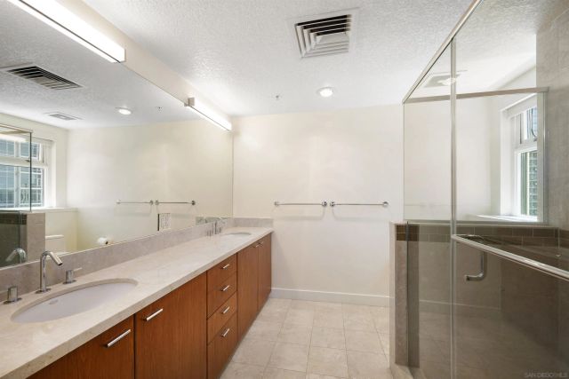 1205 Pacific Highway 1203, San Diego, CA 92101