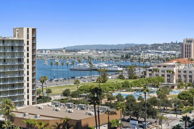 1205 Pacific Highway 1203, San Diego, CA 92101
