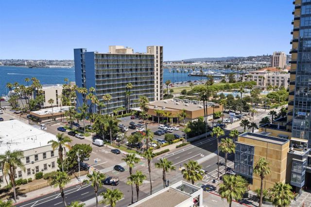 1205 Pacific Highway 1203, San Diego, CA 92101