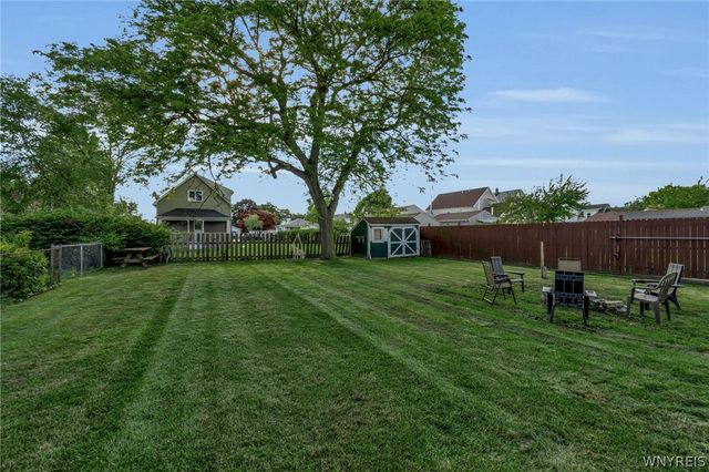 250 Curtiss Street, Cheektowaga, NY 14212