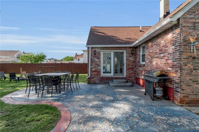 250 Curtiss Street, Cheektowaga, NY 14212