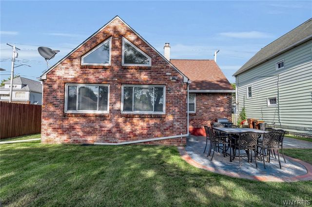 250 Curtiss Street, Cheektowaga, NY 14212