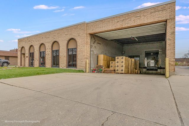 1340 Louis Avenue, Elk Grove Village, IL 60007