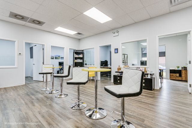 1340 Louis Avenue, Elk Grove Village, IL 60007