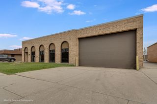 1340 Louis Avenue, Elk Grove Village, IL 60007