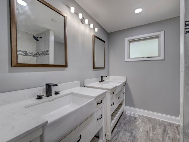 23126 W Oak Street, Plainfield, IL 60544