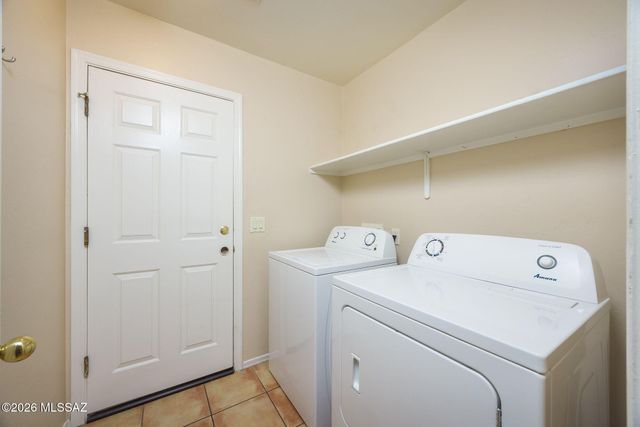 12253 N Brightridge Drive, Oro Valley, AZ 85755