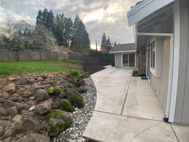 129 Cerrito Dr, Folsom, CA 95630