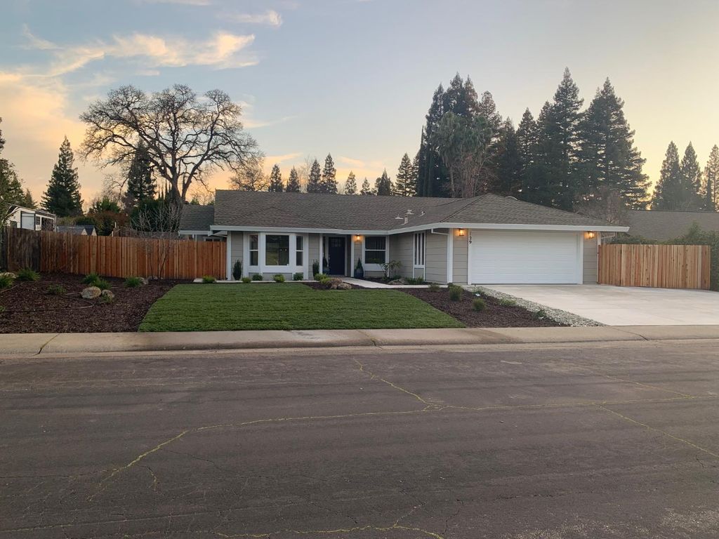 129 Cerrito Dr, Folsom, CA 95630